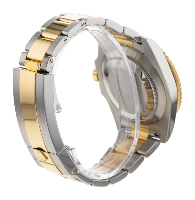 Rolex Submariner 116613 LN Image 3